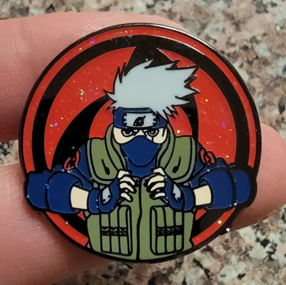 *2 for $13* Naruto Kakashi Hatake Japanese Manga Round Enamel Pin